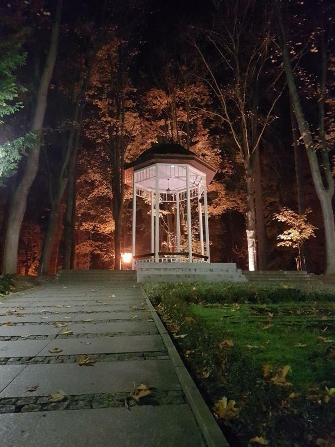 Apartament Z Ogrodem Polanica-Zdrój Exteriér fotografie
